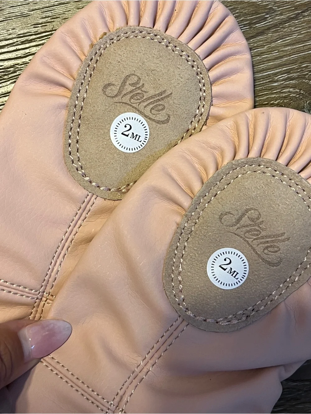 NEW Kids Pink Ballet Slippers with Elastic Strap, size 2 ML